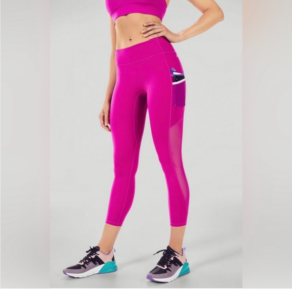 Fabletics Trinity Motion365 Mid-Rise 7/8 Leggings